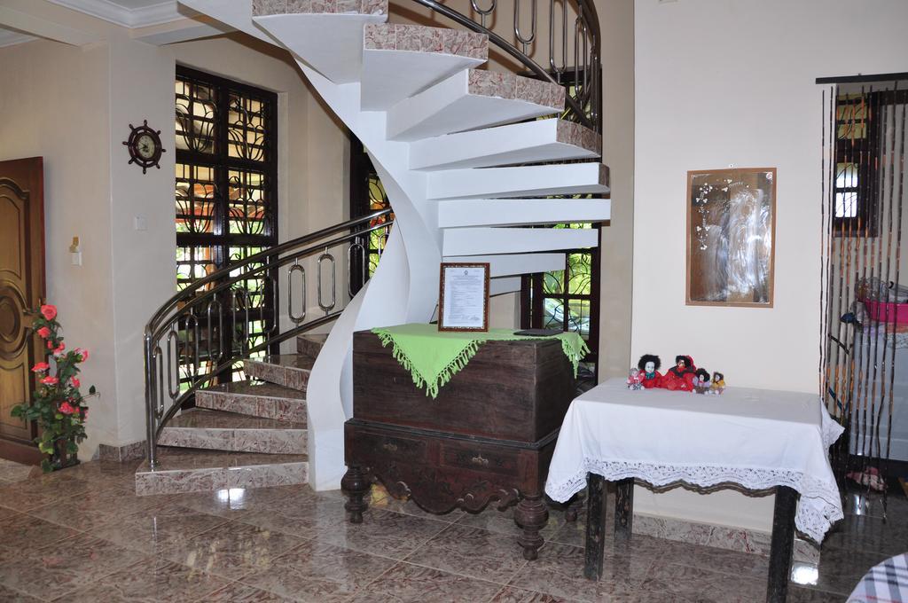 Sugandi Inn Kochchikade ภายนอก รูปภาพ