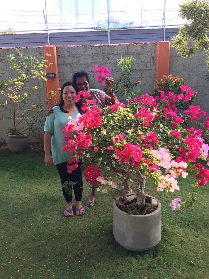 Sugandi Inn Kochchikade ภายนอก รูปภาพ